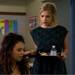 Green Dress ASO Hanna Marin On Pretty Little Liars